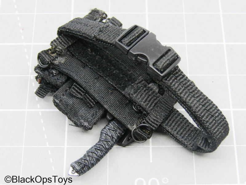 Load image into Gallery viewer, Black Belt w/MOLLE Pouch, Knife, &amp; Sheath
