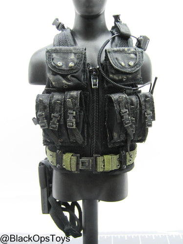 Bam 1/6 Black Survival Vest w/Pistol (Hot Toys)