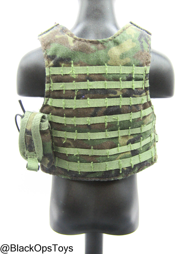 Load image into Gallery viewer, Bam 1/6 Woodland Camo MOLLE Body Armor w/Pouch Set (Dragon)
