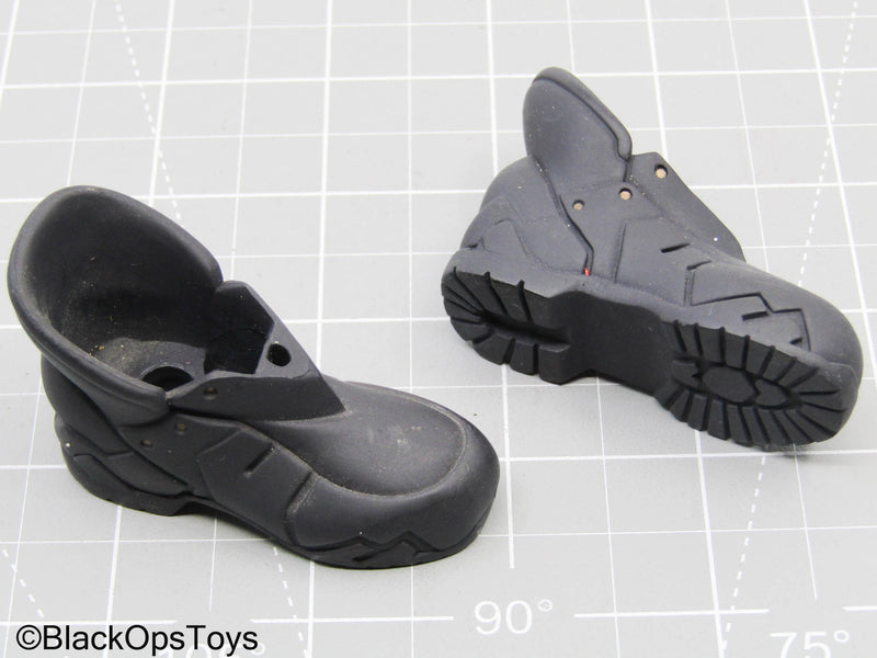 Load image into Gallery viewer, Black Shoes (Peg Type) (Hot Toys)
