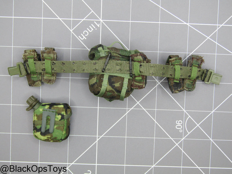 Load image into Gallery viewer, Bam 1/6 OD Green Rivet Belt w/Woodland Camo Pouch Set
