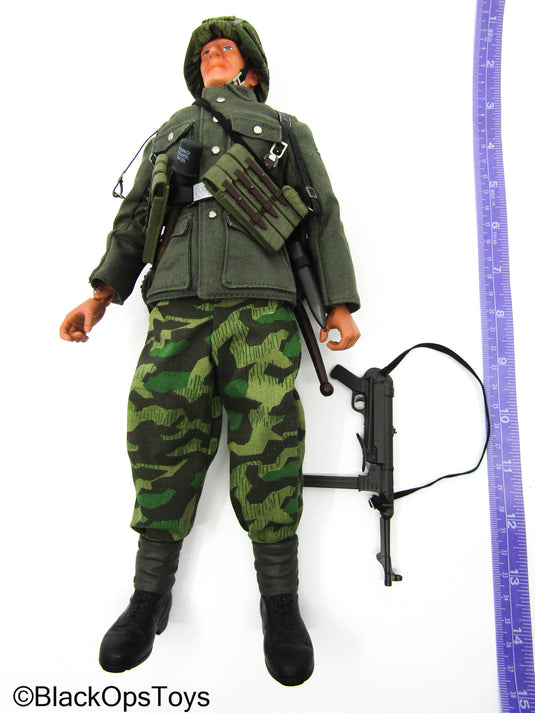 WWII German - Female Base Body w/Complete Uniform & Gear Set