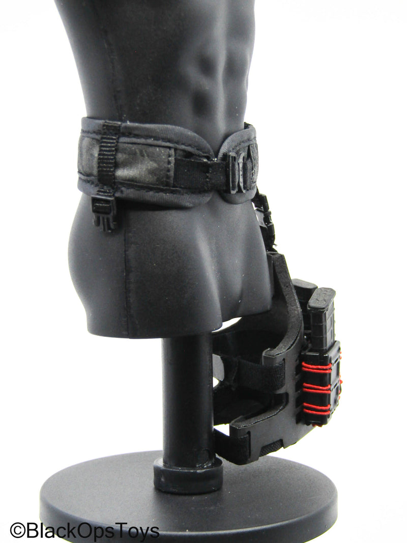 Load image into Gallery viewer, Black Drop Leg Holster w/Mag Set
