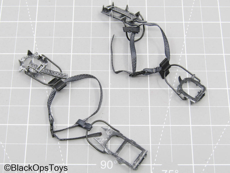 Load image into Gallery viewer, Black Climbing Crampon Set

