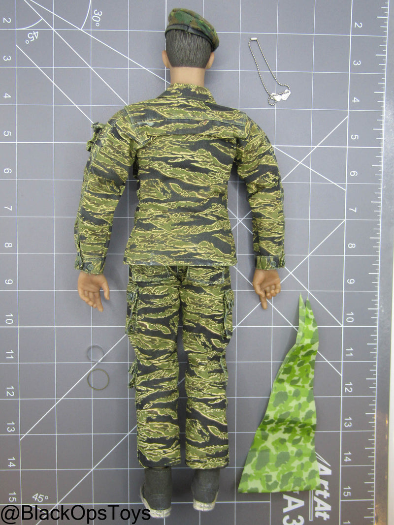 Load image into Gallery viewer, Vietnam SEAL - Male Dressed Body w/Tiger Stripe Camo Uniform
