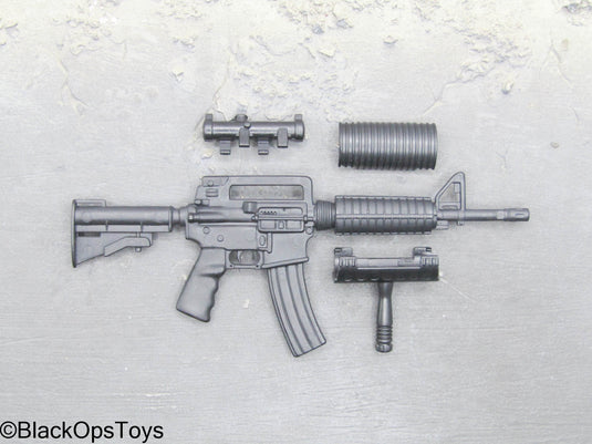 AR-15 w/Carrying Handle, Scope, Sling & Foregrip