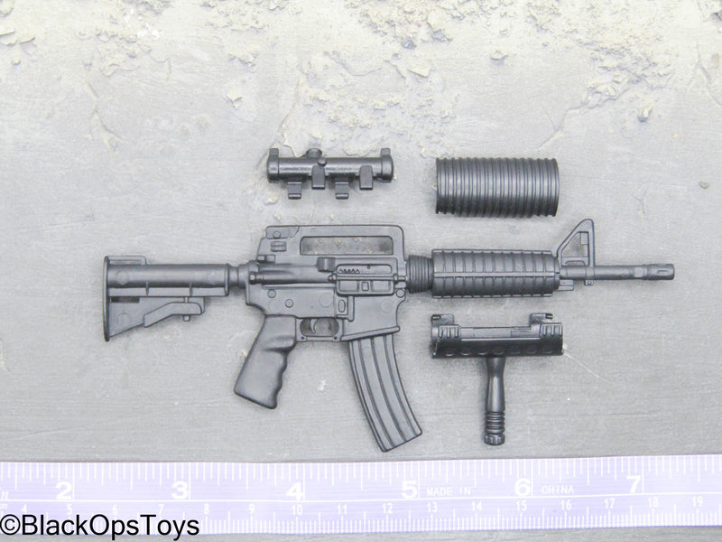 Load image into Gallery viewer, AR-15 w/Carrying Handle, Scope, Sling &amp; Foregrip

