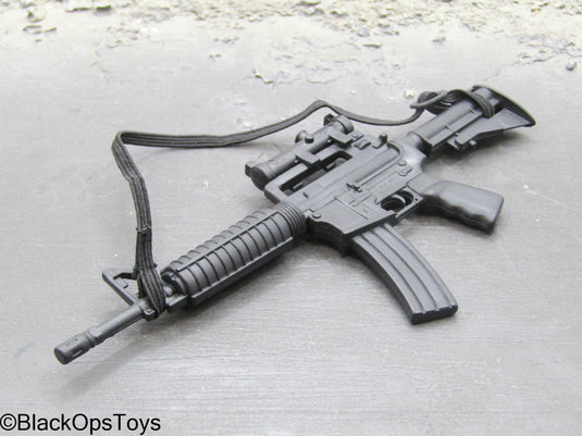 AR-15 w/Carrying Handle, Scope, & Sling
