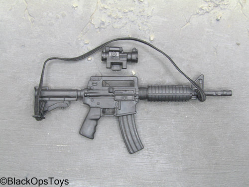 AR-15 w/Carrying Handle, Scope, & Sling