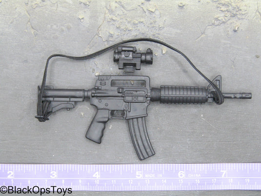 AR-15 w/Carrying Handle, Scope, & Sling