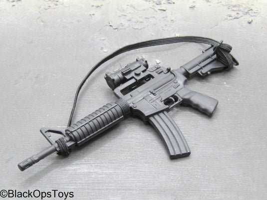AR-15 w/Carrying Handle, Scope, & Sling