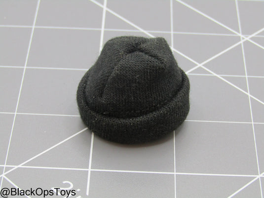 Bam 1/6 Black Beanie