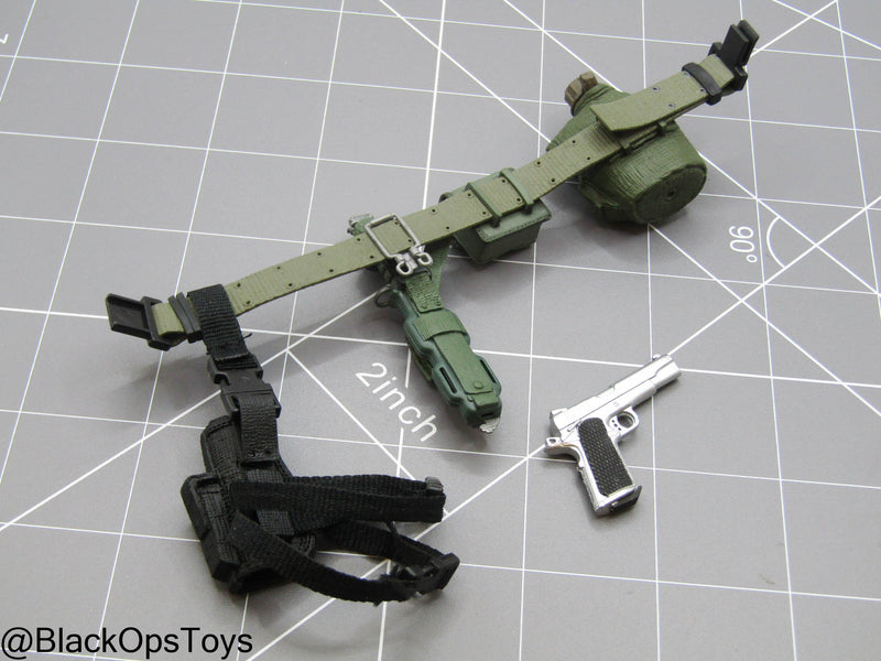 Load image into Gallery viewer, Bam 1/6 OD Green Rivet Belt w/Pistol &amp; Pouch Set (Dragon)
