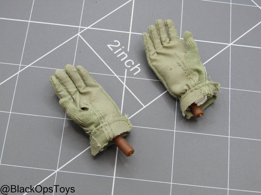 Bam 1/6 Gloved Hand Set (Hot Toys)