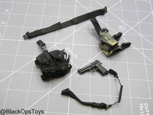 Bam 1/6 Black Pistol w/Drop Leg Holster & Pouch Set (Hot Toys)