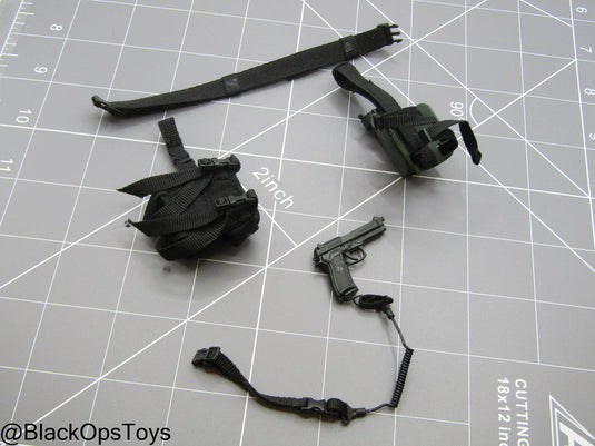 Bam 1/6 Black Pistol w/Drop Leg Holster & Pouch Set (Hot Toys)