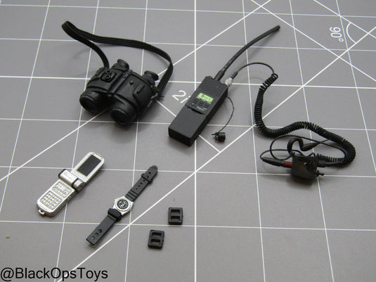 Bam 1/6 Radio w/Binoculars & Gear Set