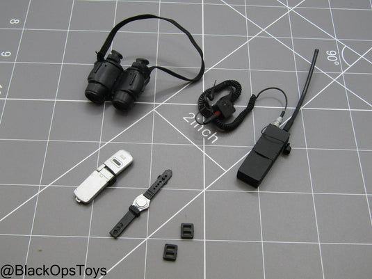 Bam 1/6 Radio w/Binoculars & Gear Set