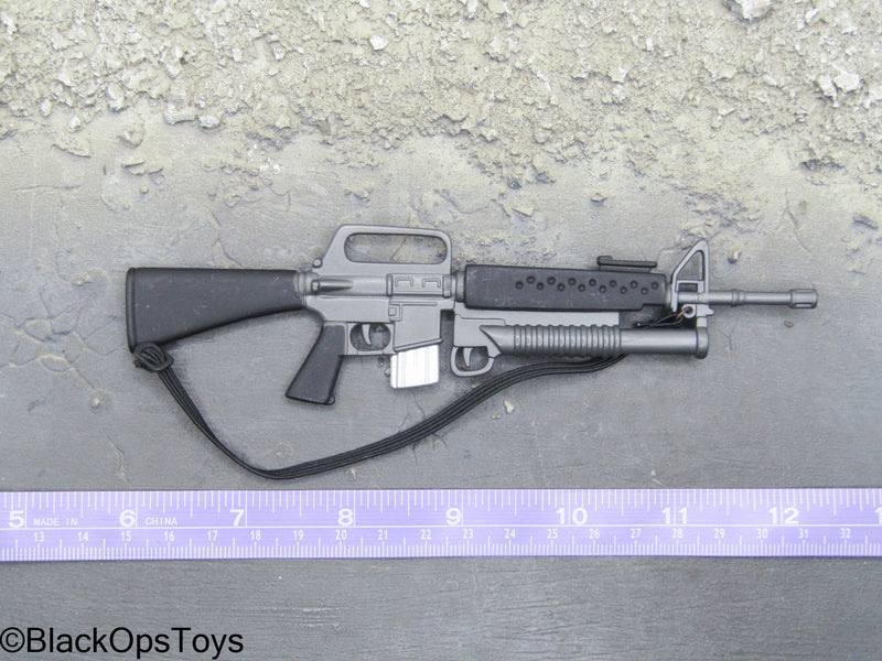 Load image into Gallery viewer, M16 w/Grenade Launcher &amp; Sling
