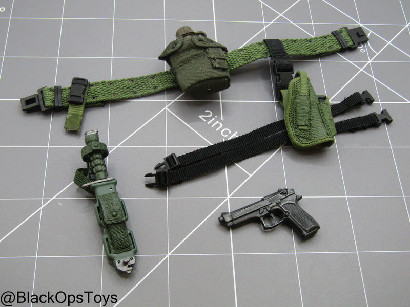 Load image into Gallery viewer, Bam 1/6 Rivet Belt w/Pistol, Pouch, &amp; Gear Set (Dragon)
