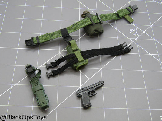 Bam 1/6 Rivet Belt w/Pistol, Pouch, & Gear Set (Dragon)