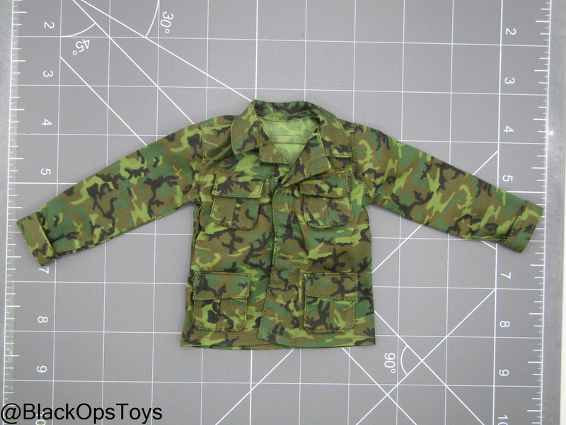 Load image into Gallery viewer, Vietnam - US SEAL Rifleman - Woodland Camo Combat Shirt
