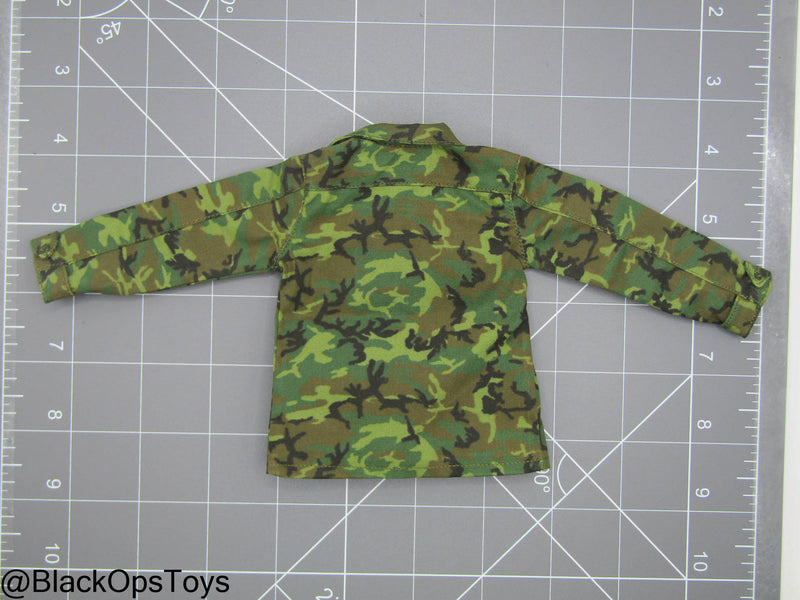 Load image into Gallery viewer, Vietnam - US SEAL Rifleman - Woodland Camo Combat Shirt
