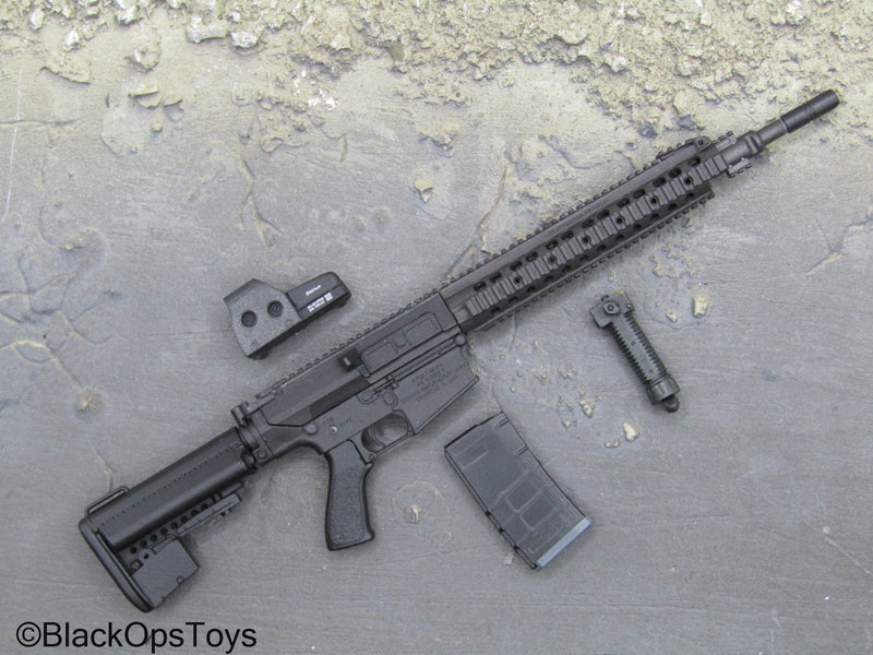 Load image into Gallery viewer, Weapons Collection - Black 308 Assault Rifle w/EO-Tech Sight &amp; Grip
