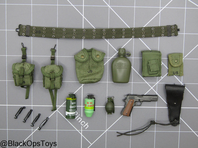 Load image into Gallery viewer, Vietnam - US SEAL Rifleman - Rivet Belt w/Pistol &amp; Pouch Set
