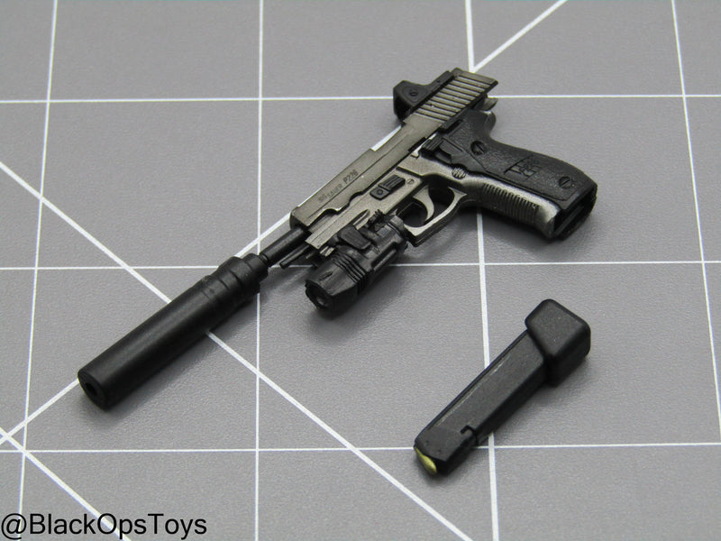 Load image into Gallery viewer, SIG P226 Pistol w/Attachments
