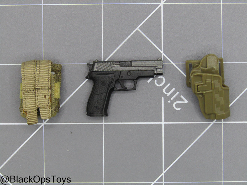Load image into Gallery viewer, SIG P226 Pistol w/Holster &amp; Mag Pouch
