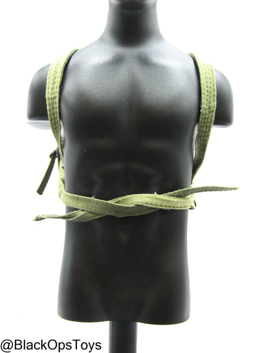 Vietnam Team Leader - Backpack w/Smoke Grenades & Machete