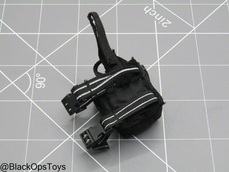 Load image into Gallery viewer, Black IFAK Pouch
