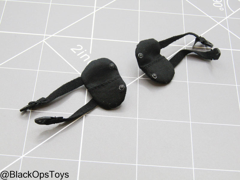 Load image into Gallery viewer, Bravo 0-7 Strike - Elbow Pad Set
