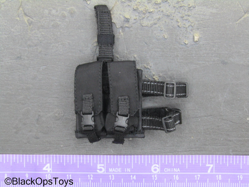 Load image into Gallery viewer, PLA NMC Combat Diver - Black Drop Leg Dual Mag Pouch
