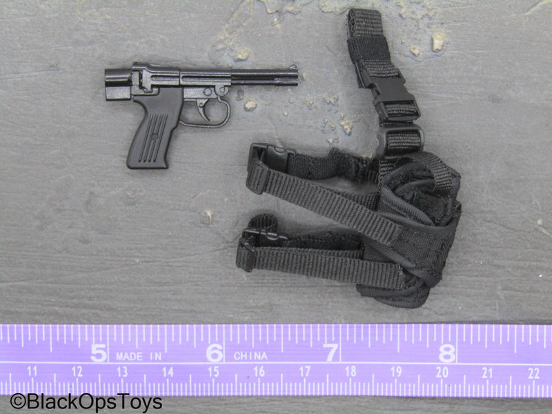 Load image into Gallery viewer, PLA NMC Combat Diver - QSS-05 Underwater Pistol w/Holster
