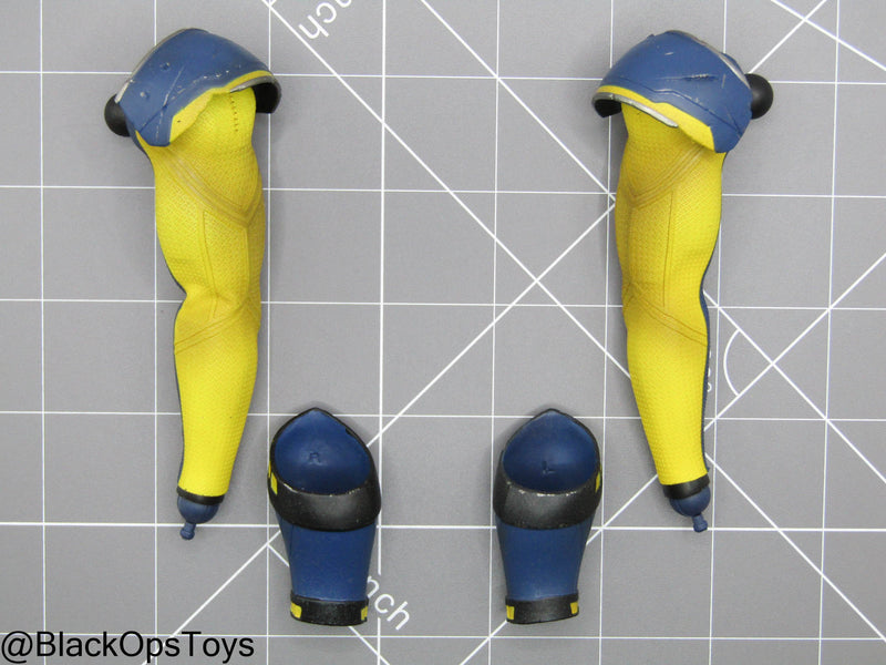 Load image into Gallery viewer, Wolverine - Male Suited Arms
