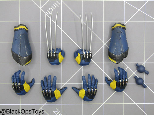 Wolverine - Male Clawed Hand Set w/Gloved Hand Set (x4)