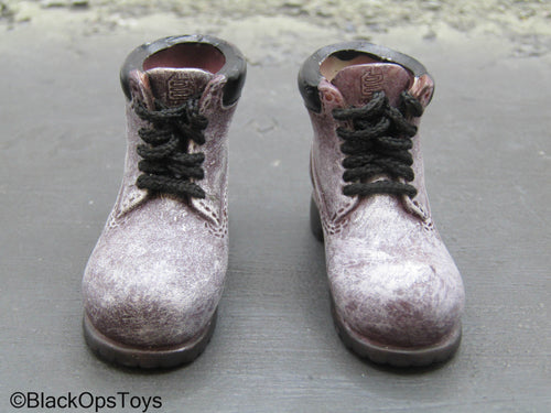 Purple Hiking Boots (Foot Type)