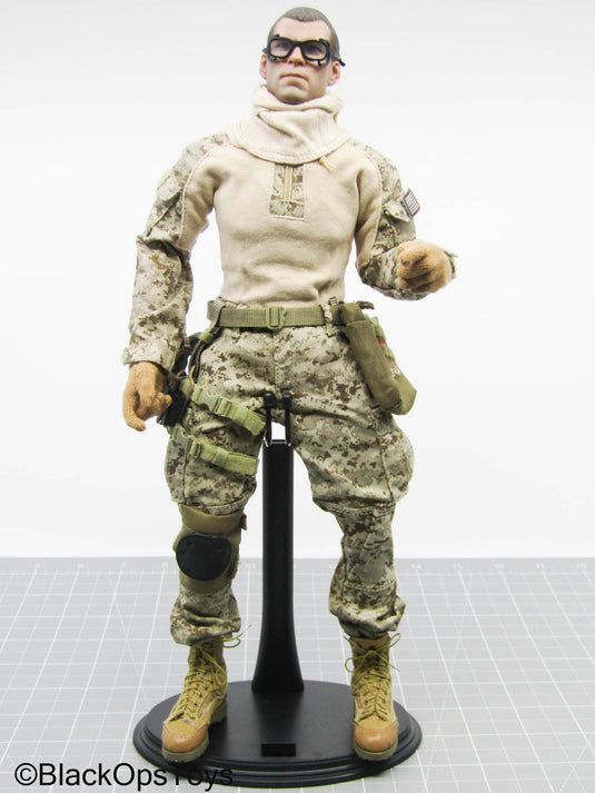 Black Figure Stand (READ DESC)