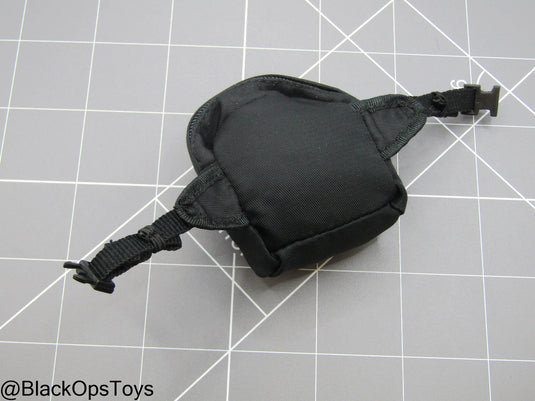 Bam 1/6 Black Belt w/Large Pouch
