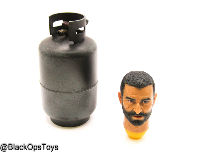 Load image into Gallery viewer, Gas Canister w/Captain Price Male Head Sculpt - MINT IN BOX

