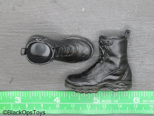 Black Female Boots (Peg Type)