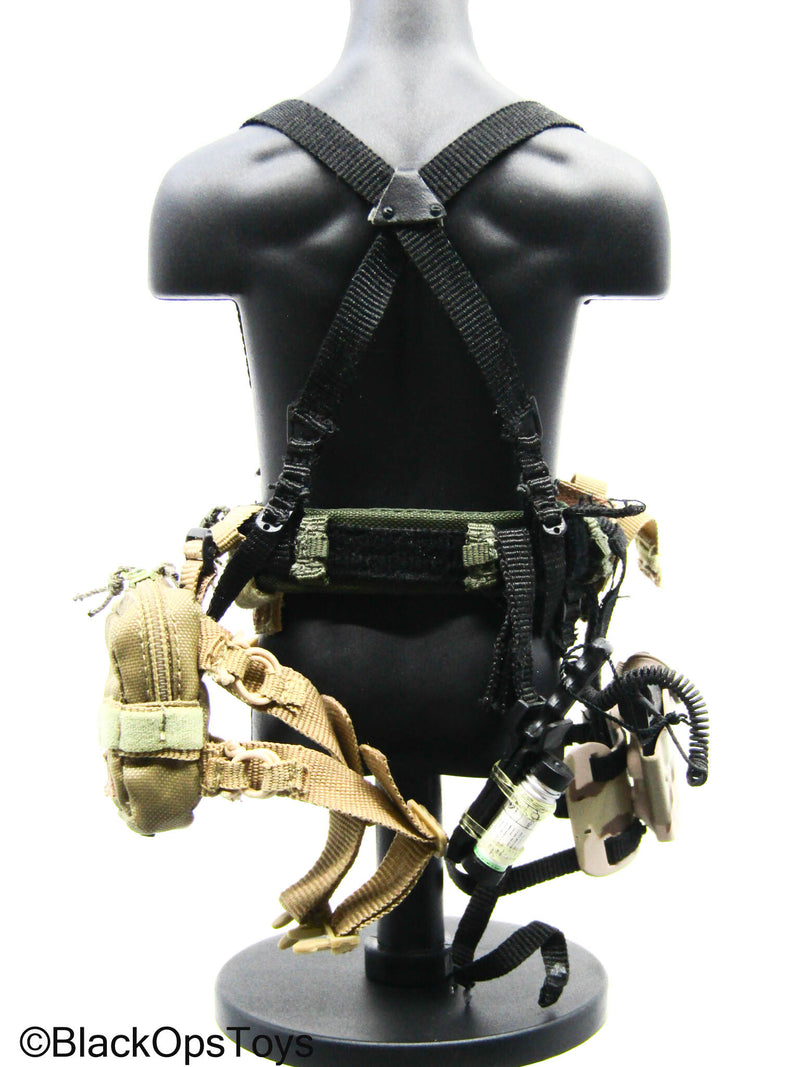 Load image into Gallery viewer, Marine Gear Set w/Pistol &amp; Drop Leg Holster (Playhouse)

