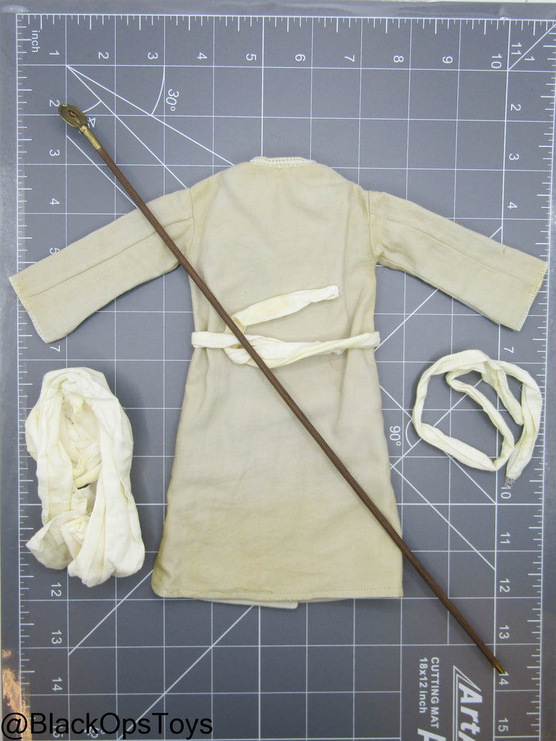 Load image into Gallery viewer, Indiana Jones ROTLA - Arab Garb &amp; Headscarf w/Staff of Ra &amp; Map Set
