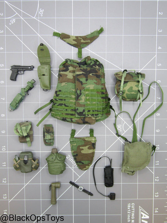 Bam 1/6 Body Armor & Pouch Battle Set