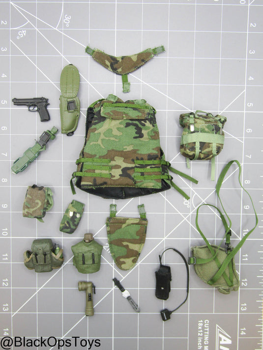 Bam 1/6 Body Armor & Pouch Battle Set