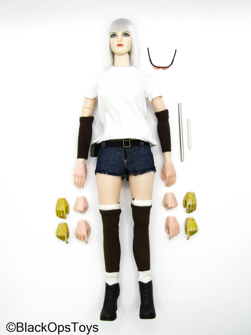 Load image into Gallery viewer, Sniper Girl - Female Dressed Body w/Head Sculpt &amp; Moving Eyes
