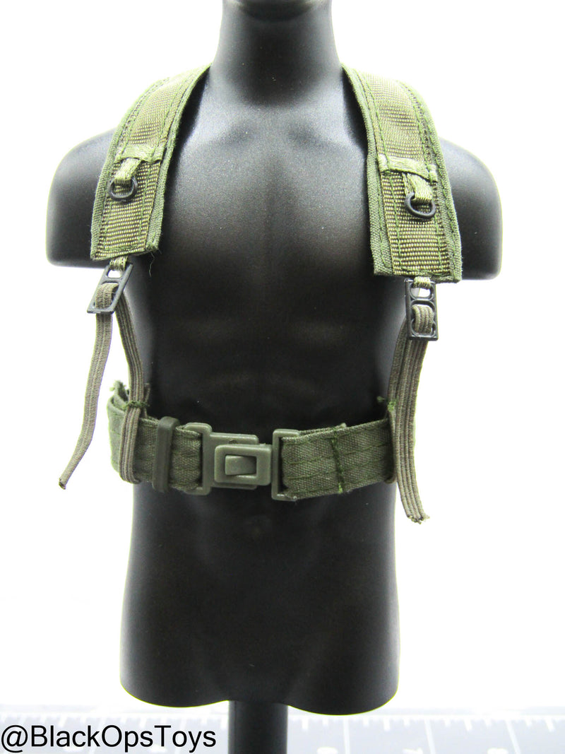 Load image into Gallery viewer, Bam 1/6 Vietnam Era OD Green Belt &amp; Harness
