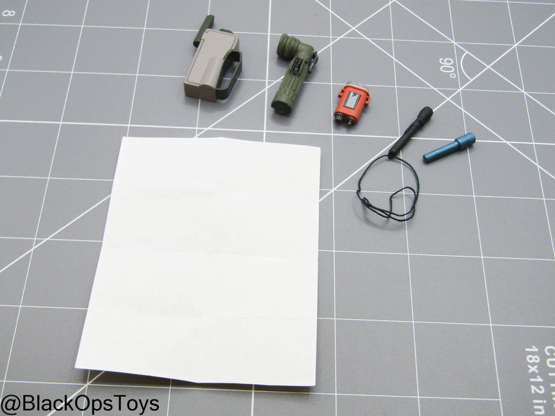 Load image into Gallery viewer, Bam 1/6 Map &amp; Gear Set
